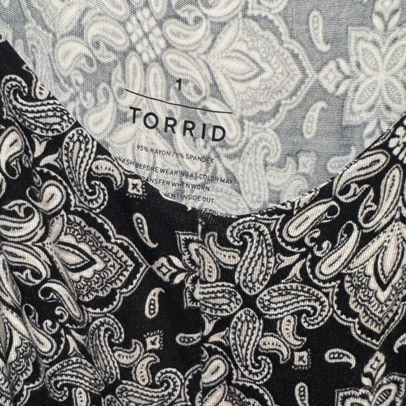 Floral Maxi Dress - Picture 2 of 4